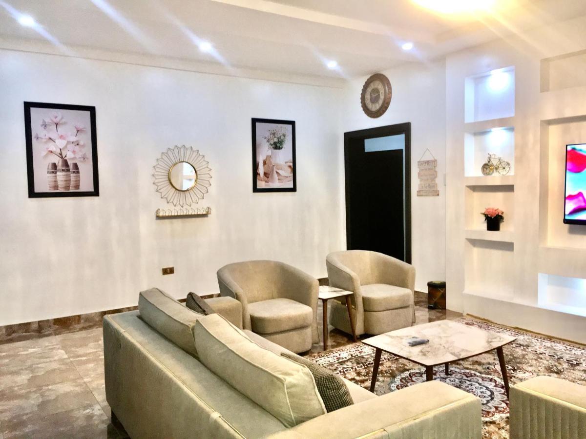 De-Omega Homes - Serviced Apartment Jahi, Абуджа Екстериор снимка
