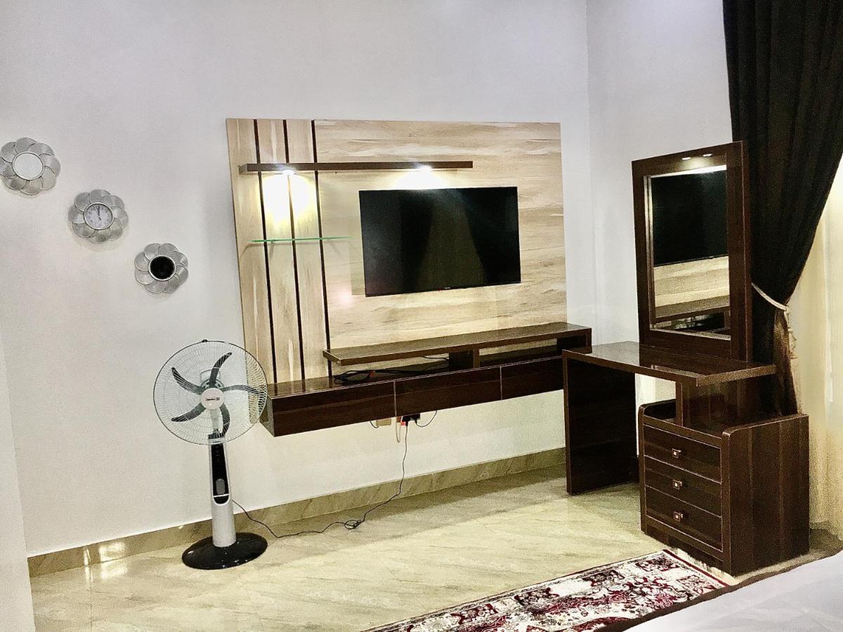 De-Omega Homes - Serviced Apartment Jahi, Абуджа Екстериор снимка
