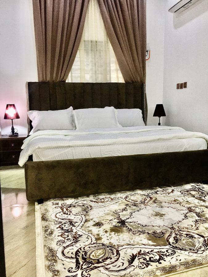 De-Omega Homes - Serviced Apartment Jahi, Абуджа Екстериор снимка
