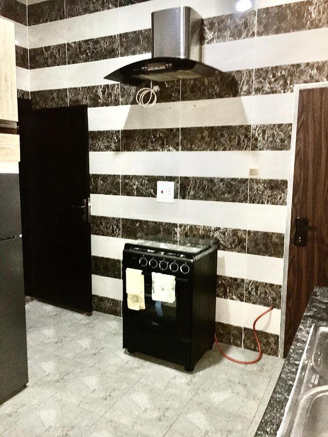 De-Omega Homes - Serviced Apartment Jahi, Абуджа Екстериор снимка