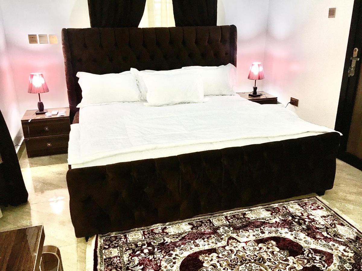 De-Omega Homes - Serviced Apartment Jahi, Абуджа Екстериор снимка