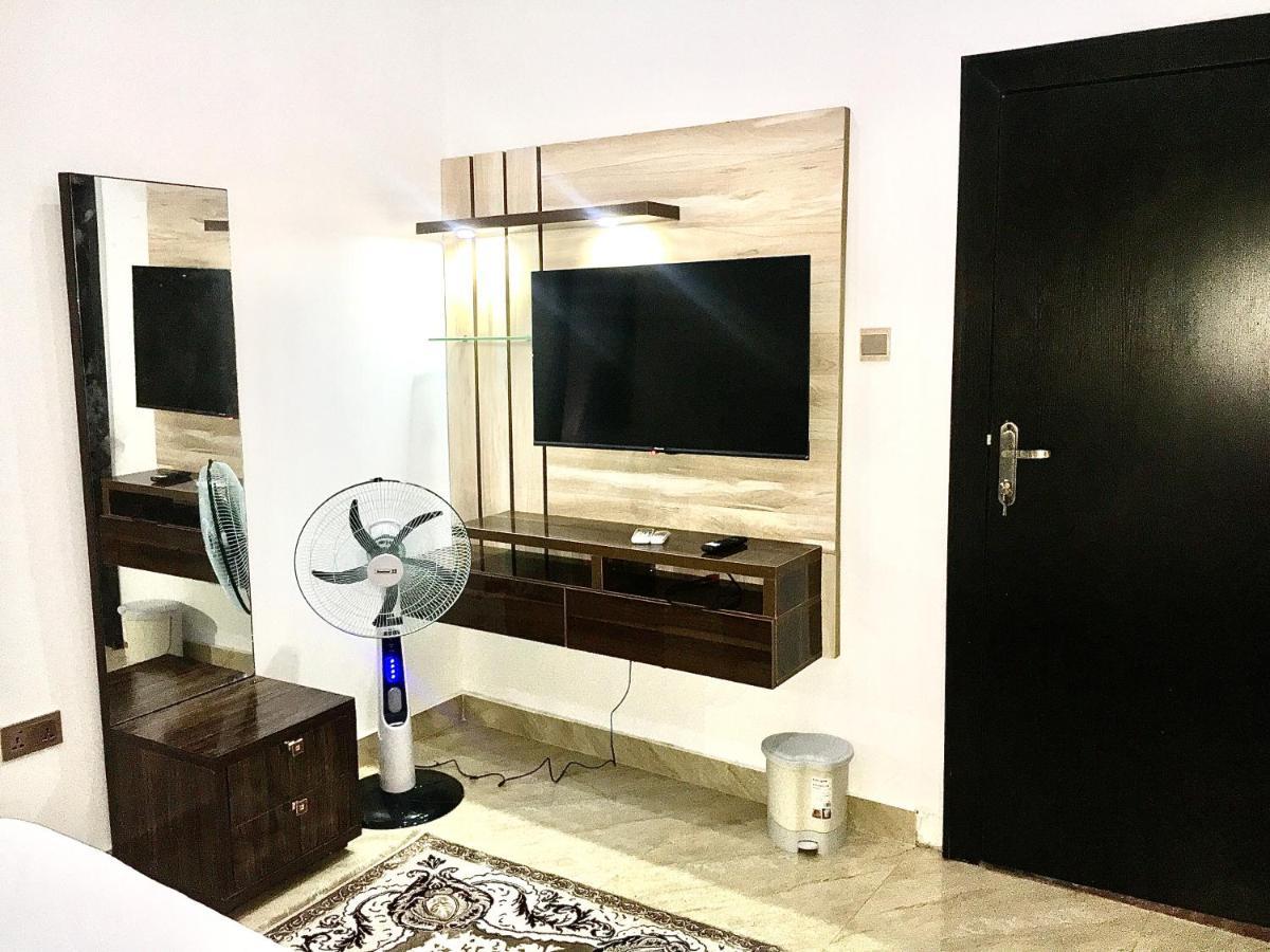 De-Omega Homes - Serviced Apartment Jahi, Абуджа Екстериор снимка